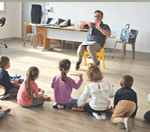 Des cours de musique pour tous à l'école.